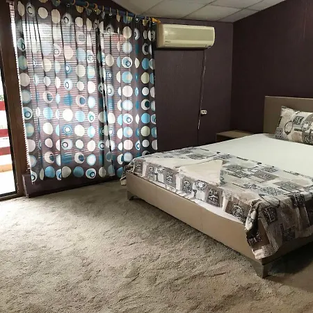 ゲストハウス Urdoviza 3*